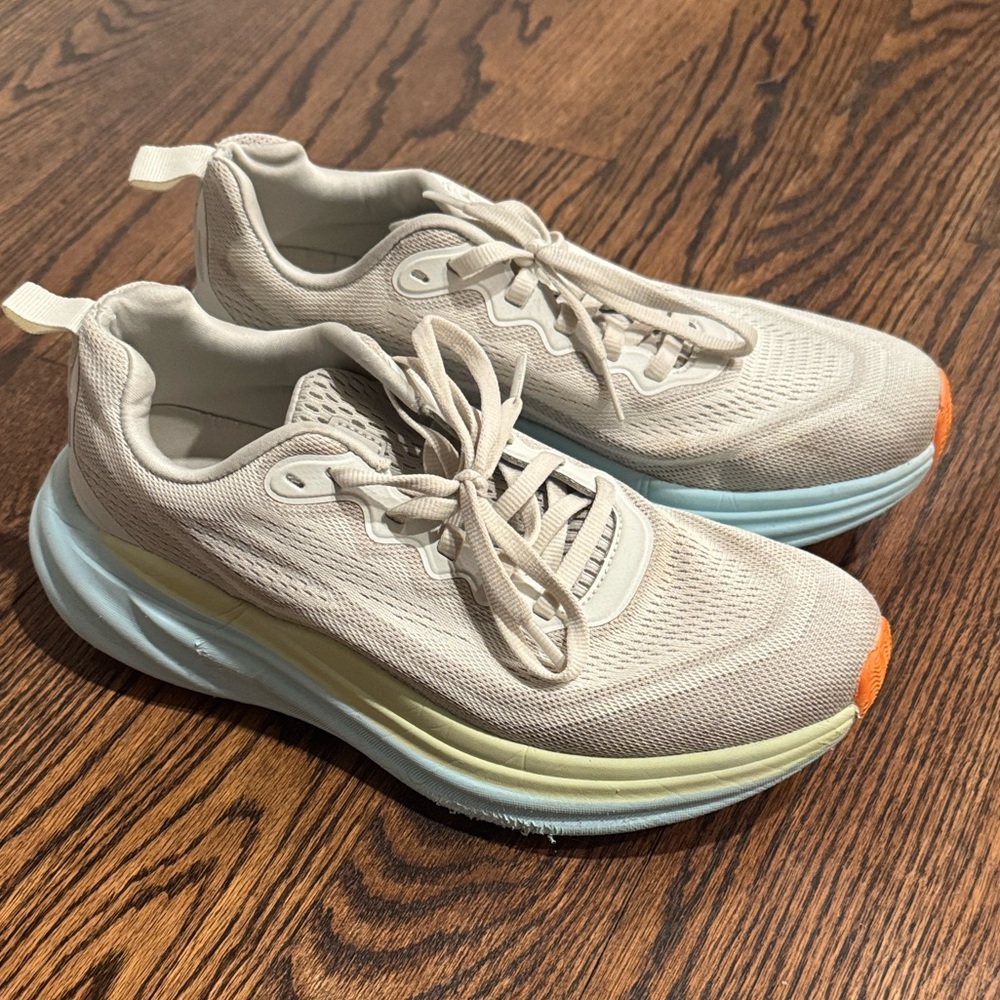 Avia Beige and Teal Sneakers with Orange Tip
